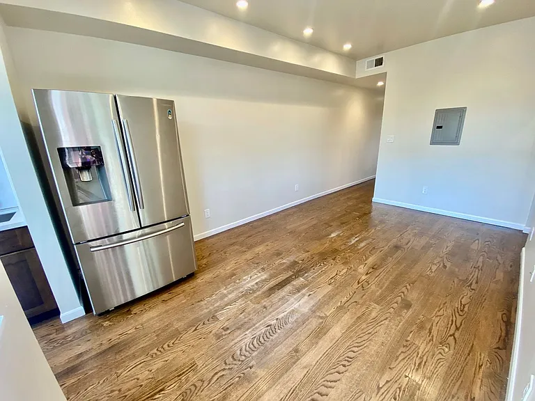 1755 Fulton St — Photo 15