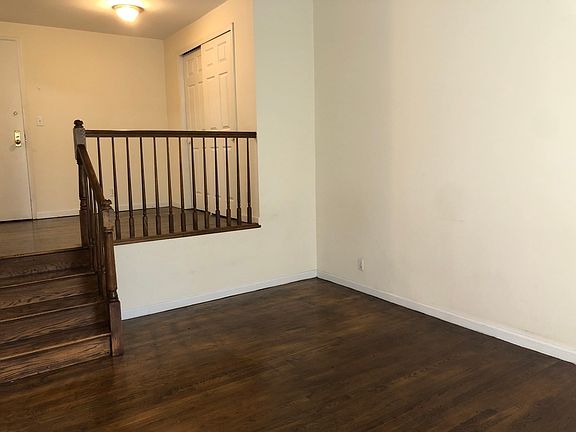 4th image of 321 W 82nd St APT 7