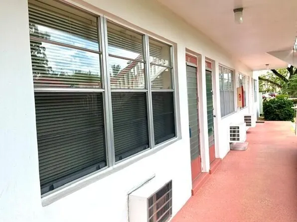 116 Windsor F, West Palm Beach, FL 33417