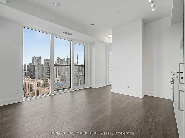 308 Jarvis St #3013 — Photo 4