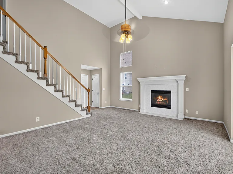 14802 Robinson St — Photo 6