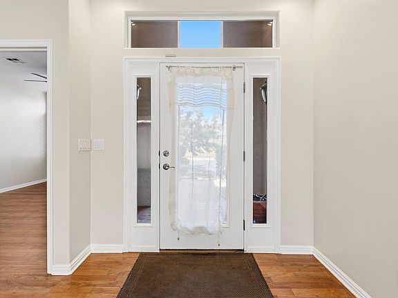 5th image of 1305 E Riverside Dr Unit 25