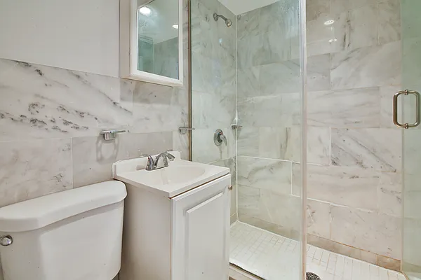 Rented by Platinum Properties | media 18