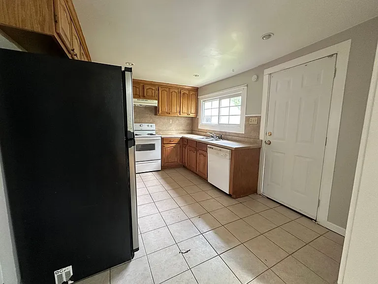 410 Avenue 1 NE — Photo 4