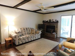 9072 Peninsula Dr, Traverse City, MI 49686