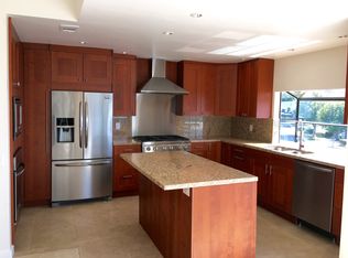 1037 Clipper Ct, Del Mar, CA 92014