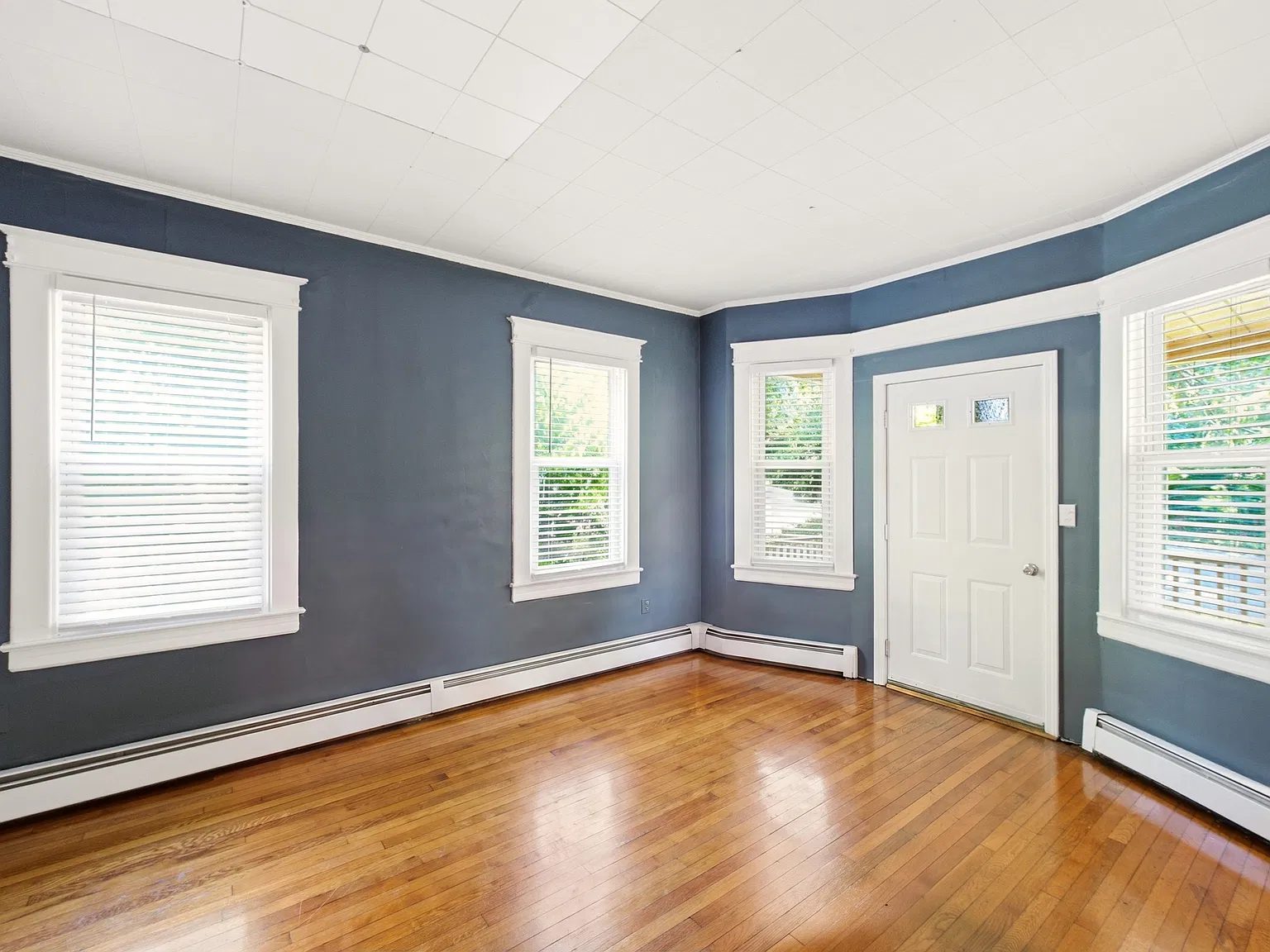 3 bed, 3.5 bath, $4,750 — Photo 4