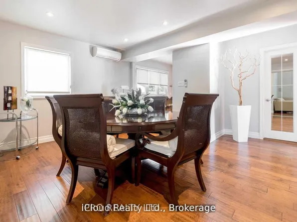 18 Sunset Blvd, Brampton, ON L6X 1W8