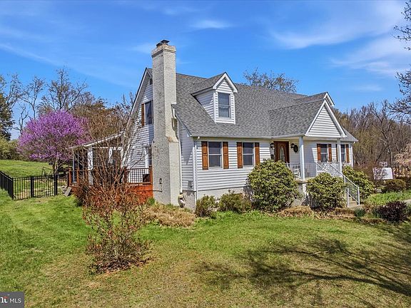 2nd image of 173 Ridgeview Dr
