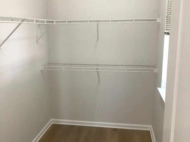 Walk-in closet