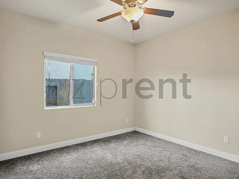 5462 W Floradora Ave — Photo 20