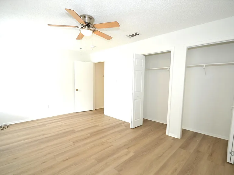 1202 Southport Dr #D — Photo 19