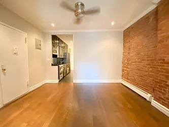 Rented by Nest Seekers International