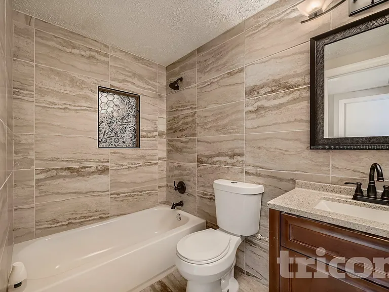 7 Randolph Springs Ct — Photo 15