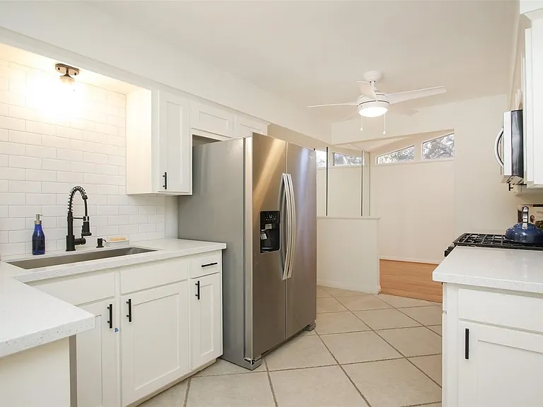 4609 Kinglet St — Photo 12