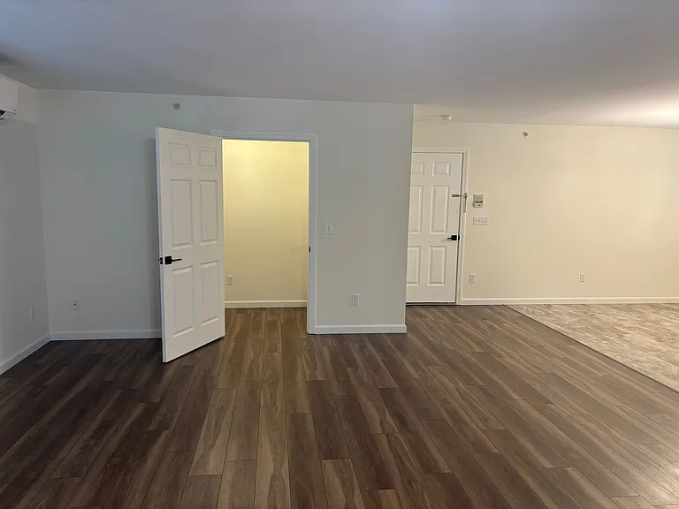 4 Commonwealth Dr — Photo 54