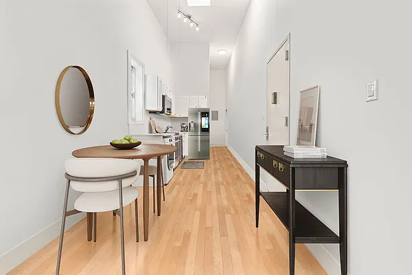 Rented by NOVO Living LLC | media 9