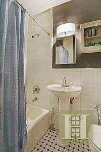 5th image of 530 E 84th St APT 4P