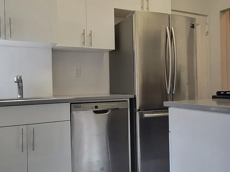 115 E 82nd St #6D — Photo 8