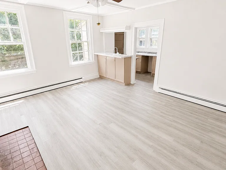396 Liberty St — Photo 16