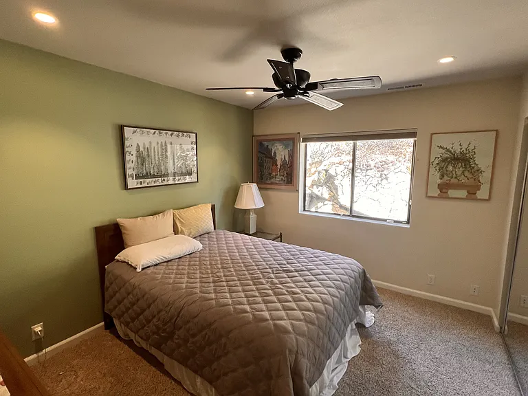 121C Holly Ln — Photo 16