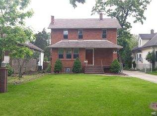 192 Riverside Rd, Riverside, IL 60546