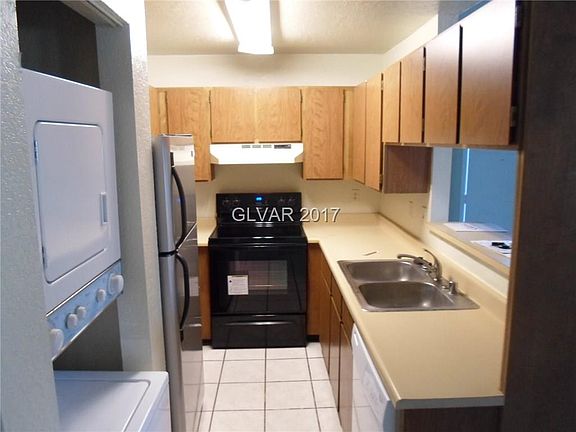 4th image of 3925 Aquamarine Way Unit 75