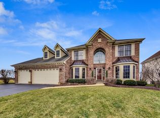 38W271 Callighan Pl, Geneva, IL 60134