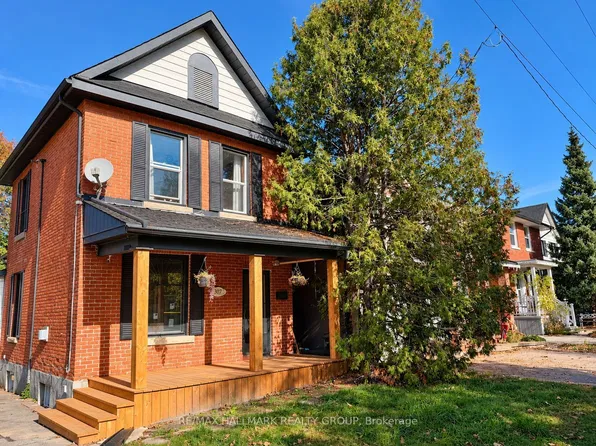 307 Duncairn Ave, Ottawa, ON K1Z 7H1
