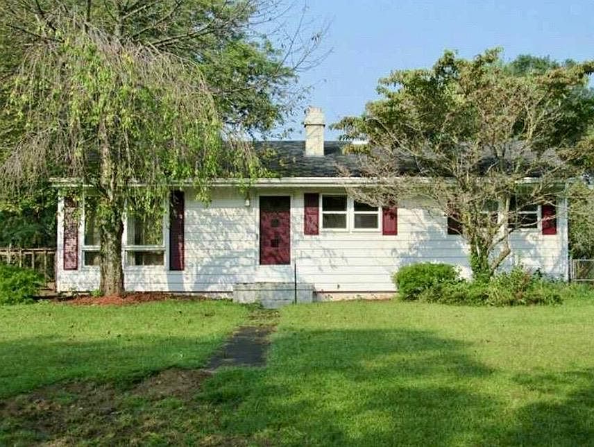 1st image of 4200 Dartmoor Ln