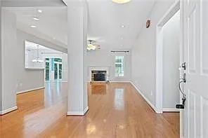 304 Laurel Glen Xing — Photo 14