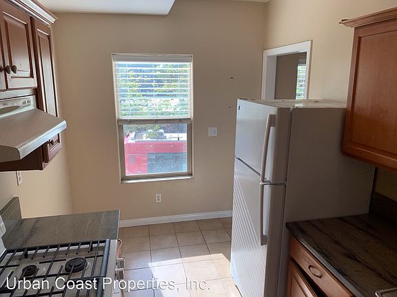 4th image of 3006 Beech St APT A