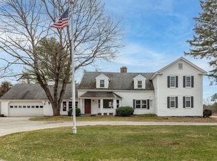 573-575 Maple St, Hopkinton, NH 03229