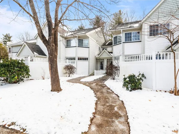 66 Winding Brook Drive, South Burlington, VT 05403