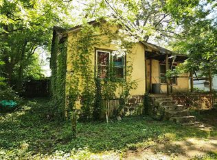 1112 N 10th St, Poplar Bluff, MO 63901