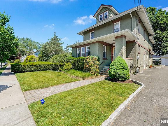 2nd image of 50 Orchard Ave
