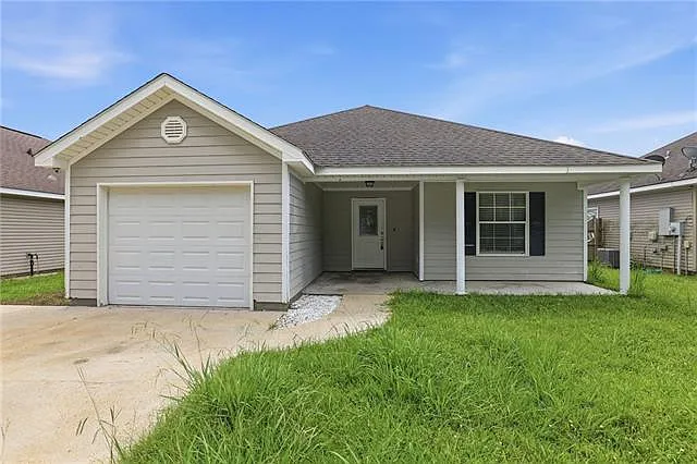 3 bed, 2.0 bath, 1426 sqft, $1,700 — Photo 2