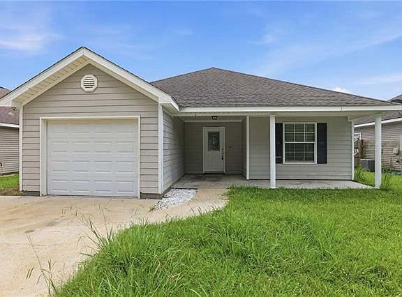2nd image of 40346 Skylar Ln
