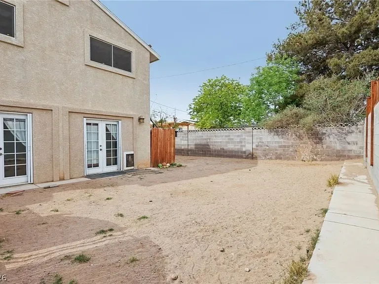 1200A Avenue I — Photo 20