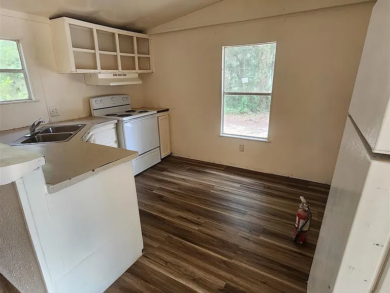 6212 Montgomery Ave #A — Photo 2