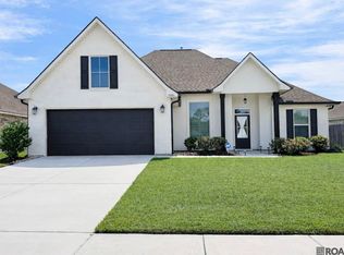 9994 Stratford Dr, Denham Springs, LA 70726
