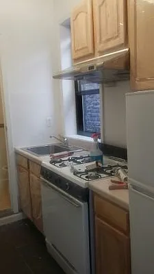 Rented by Downtown Mgt & Realty LLC | media 8