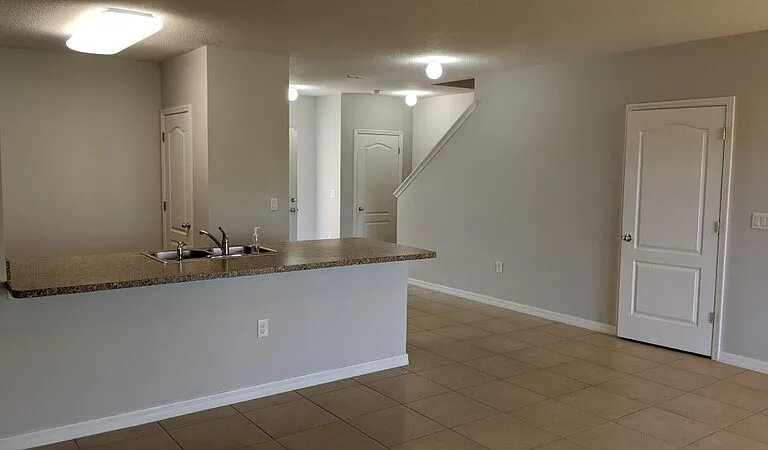 245 Arbor Lakes Dr — Photo 4