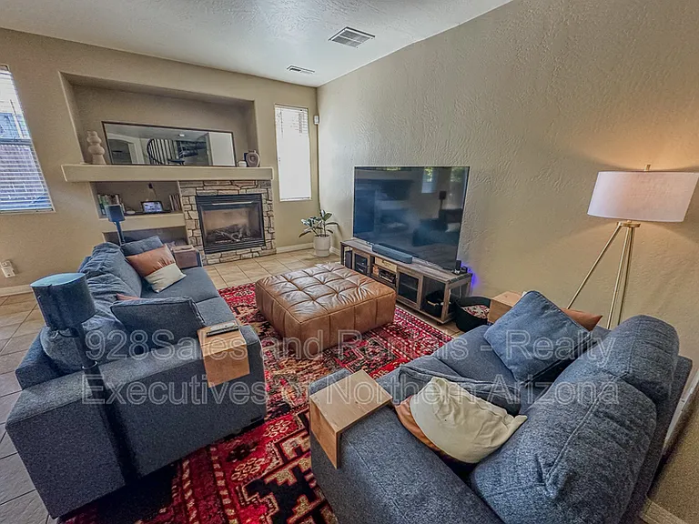 537 W Nugget Trl — Photo 32