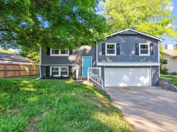 237 S Washington St, Belle Plaine, KS 67013