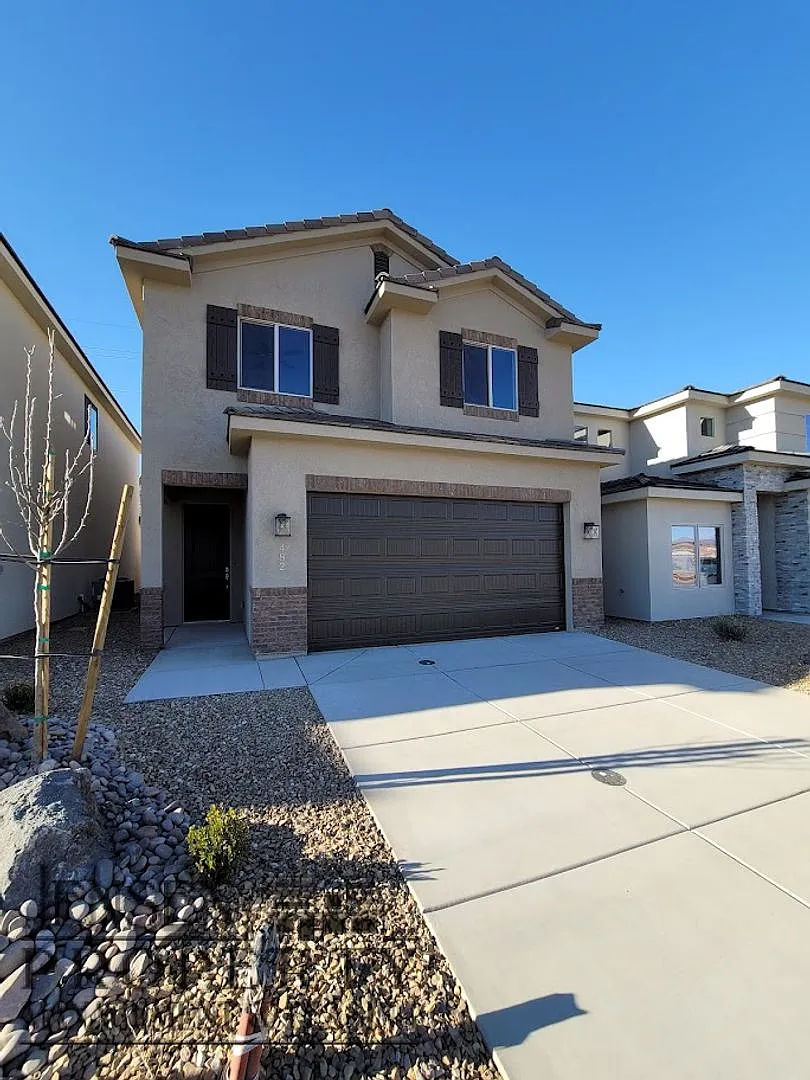 Building Photo - 482 S Deep Creek Dr