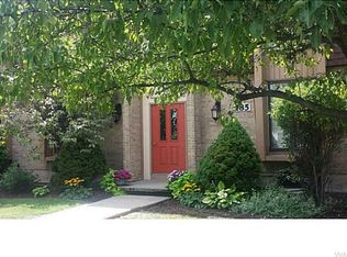 185 Charter Oaks Dr APT 3, Amherst, NY 14228