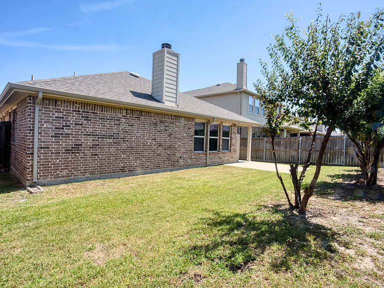 11720 Champion Creek Dr — Photo 23
