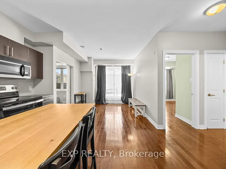 429 Kent St #118 — Photo 4