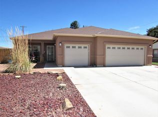 501 Iva Dr, Farmington, NM 87401